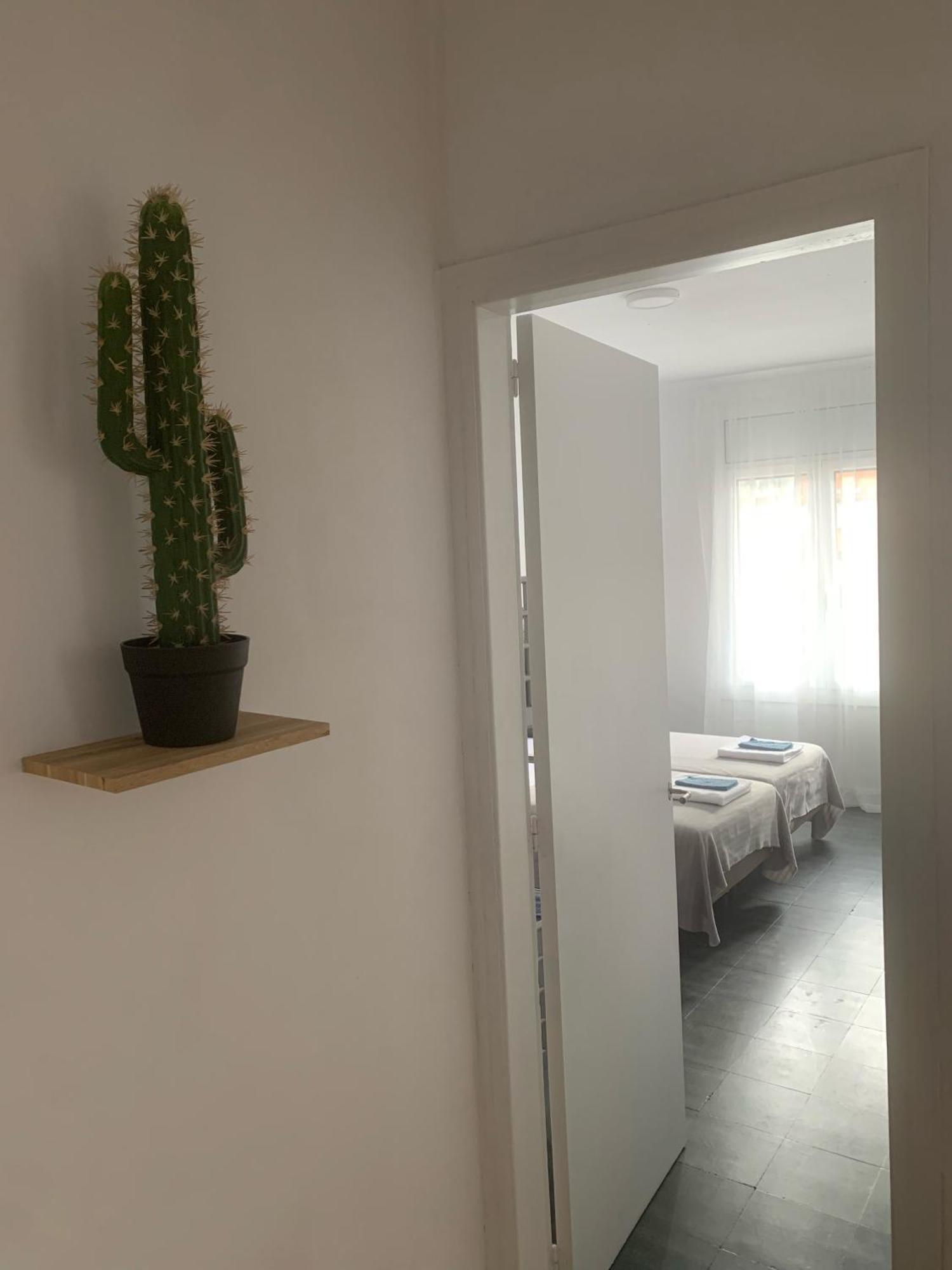 El Segon Pis Apartment Berga Exterior foto